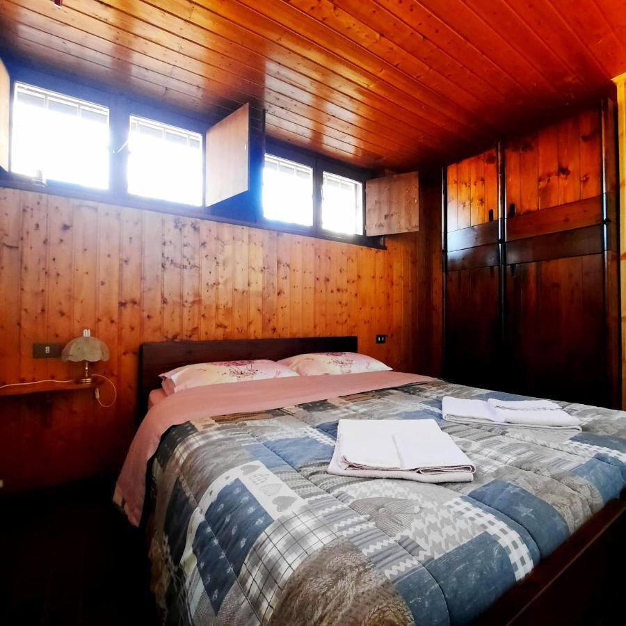 La Capanna Apartment Margno Bagian luar foto