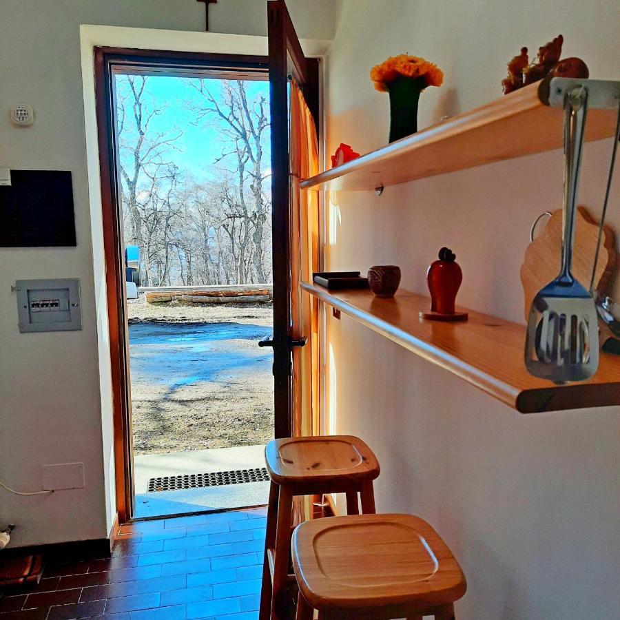 La Capanna Apartment Margno Bagian luar foto