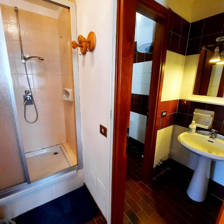 La Capanna Apartment Margno Bagian luar foto