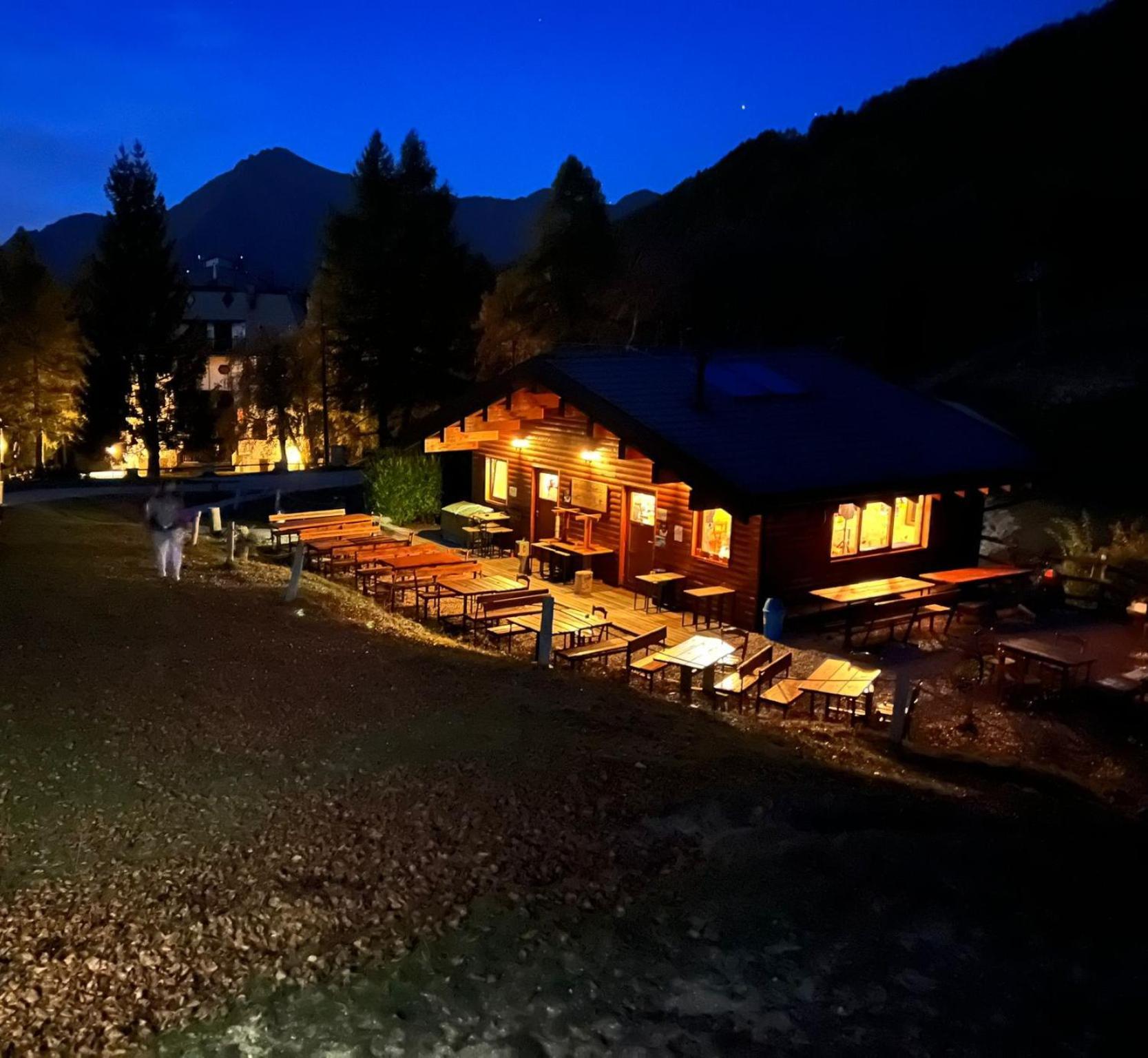 La Capanna Apartment Margno Bagian luar foto